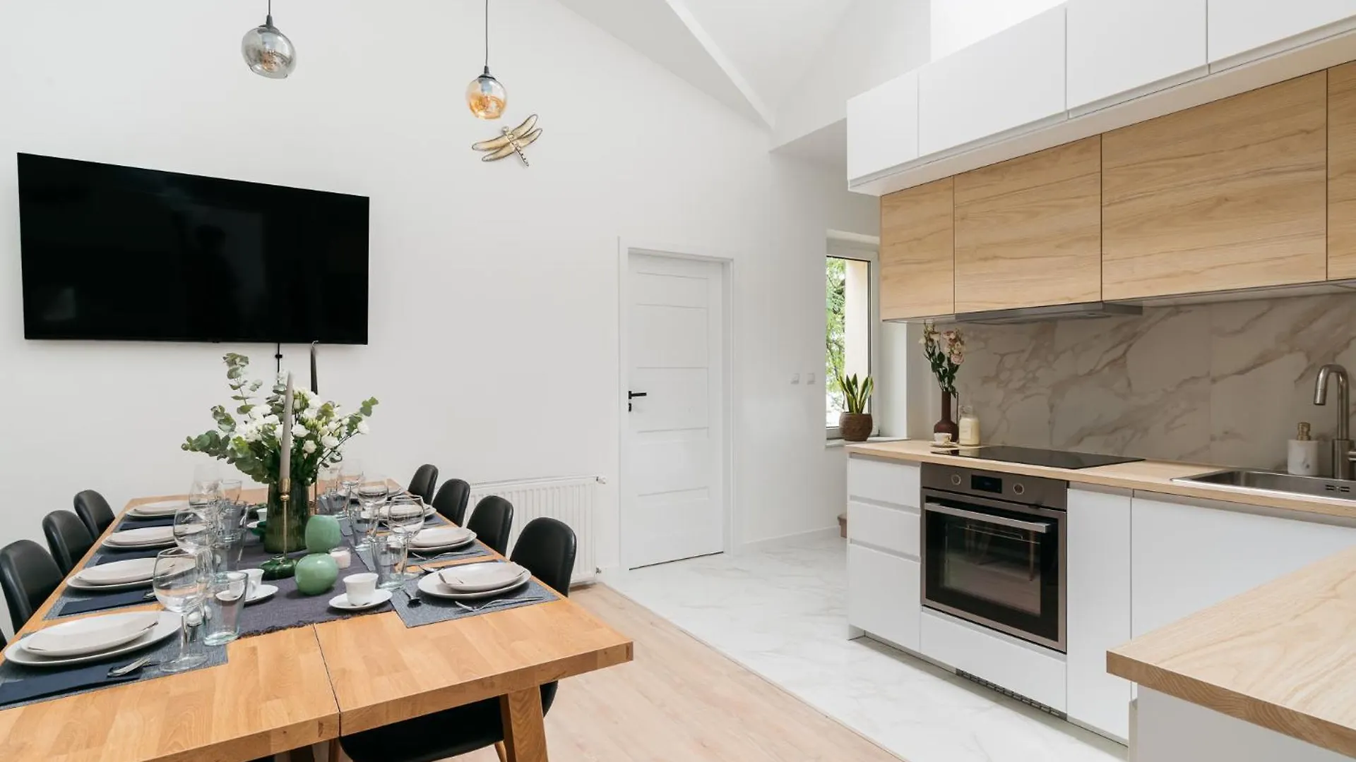 Dragonfly Old Town Apartment - Loftaffair Krakow Polonya
