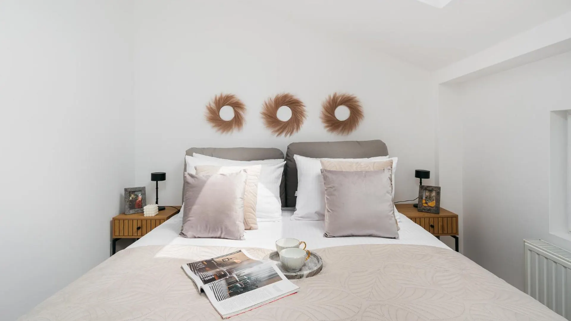 Dragonfly Old Town Apartment - Loftaffair Krakow 0*,  Polonya