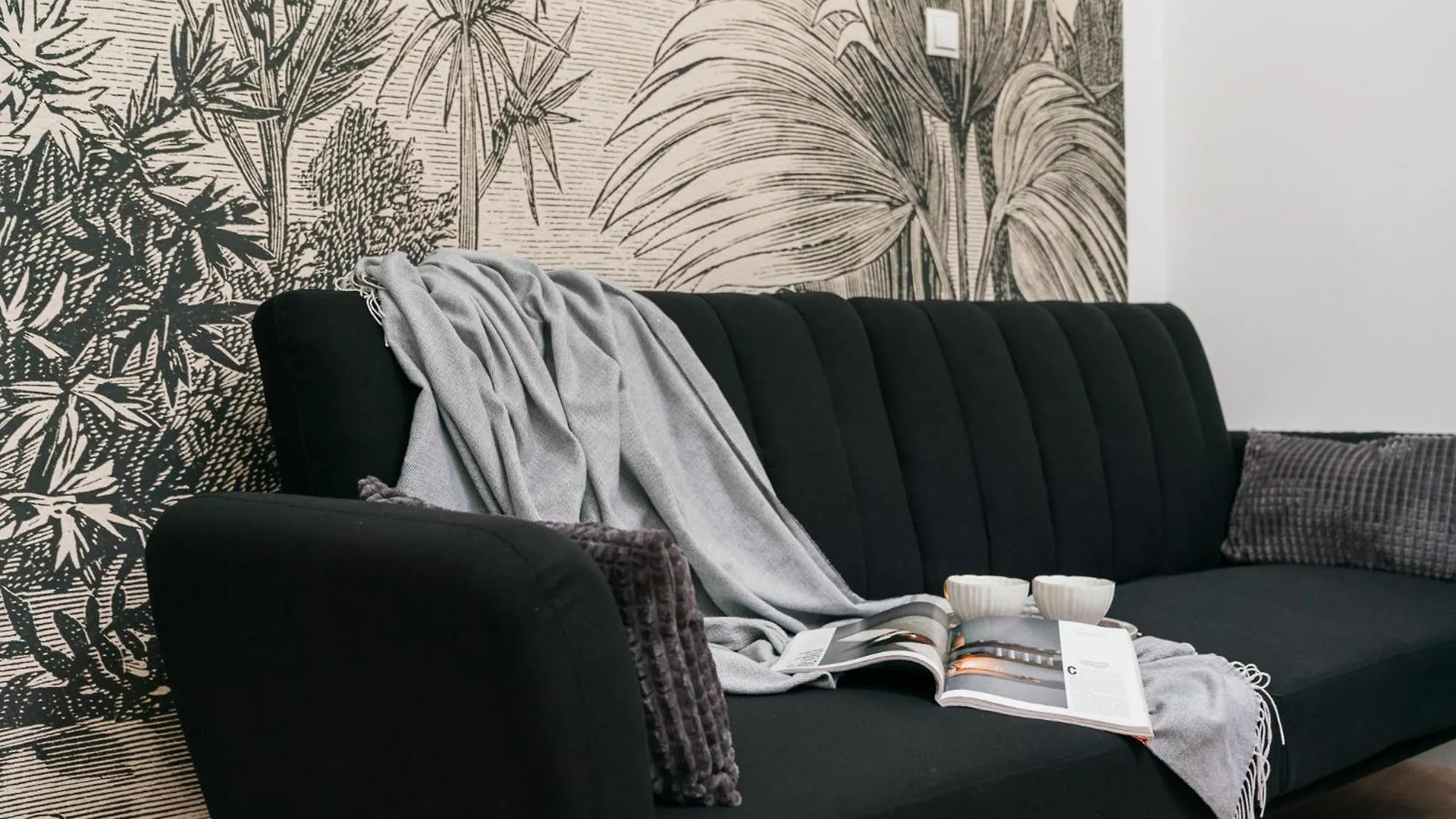 Dragonfly Old Town Apartment - Loftaffair Krakow Polonya